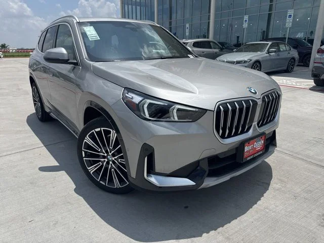 2026 BMW X1 xDrive28i's photo