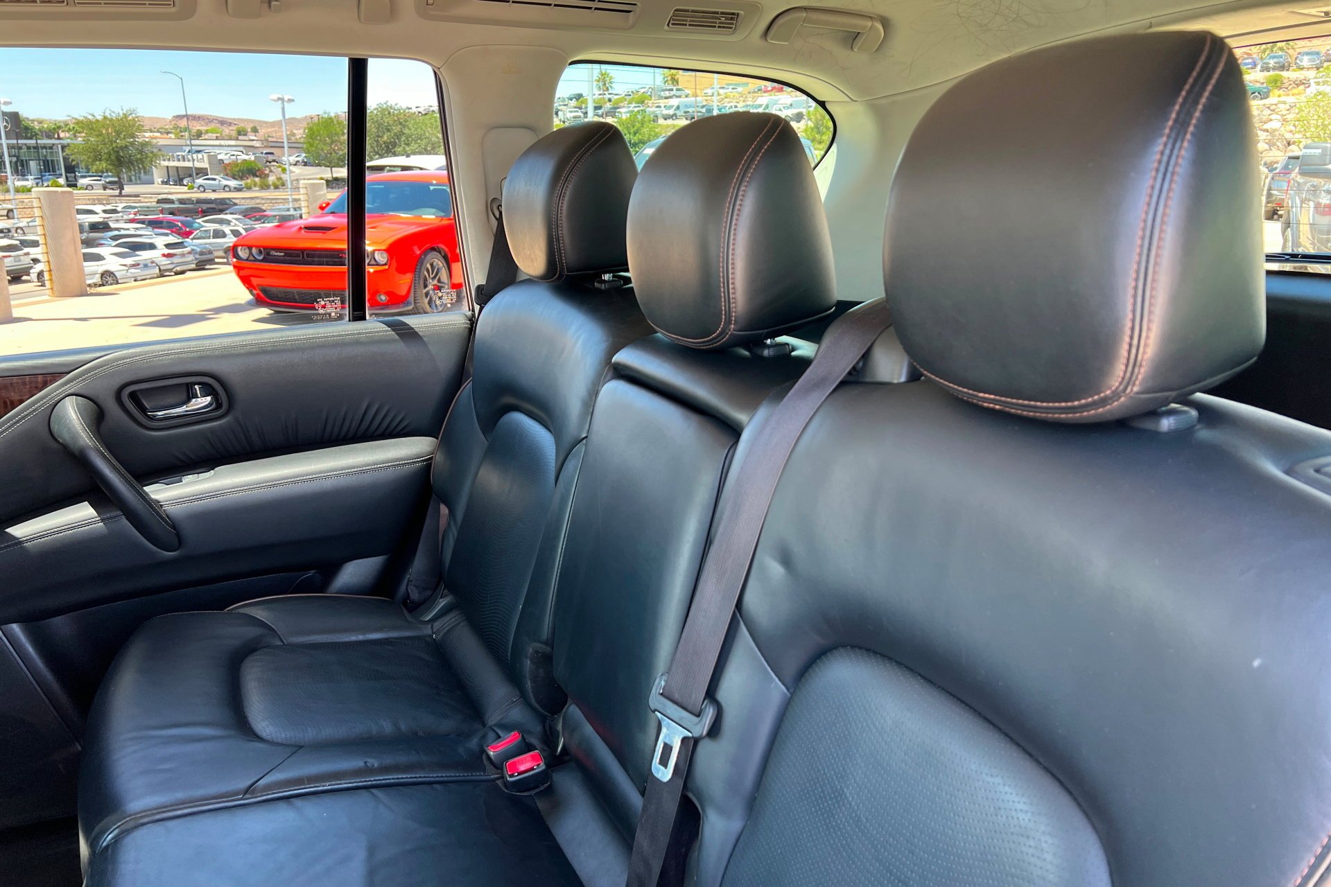 Used 2018 Gun Metallic Nissan SL image 21