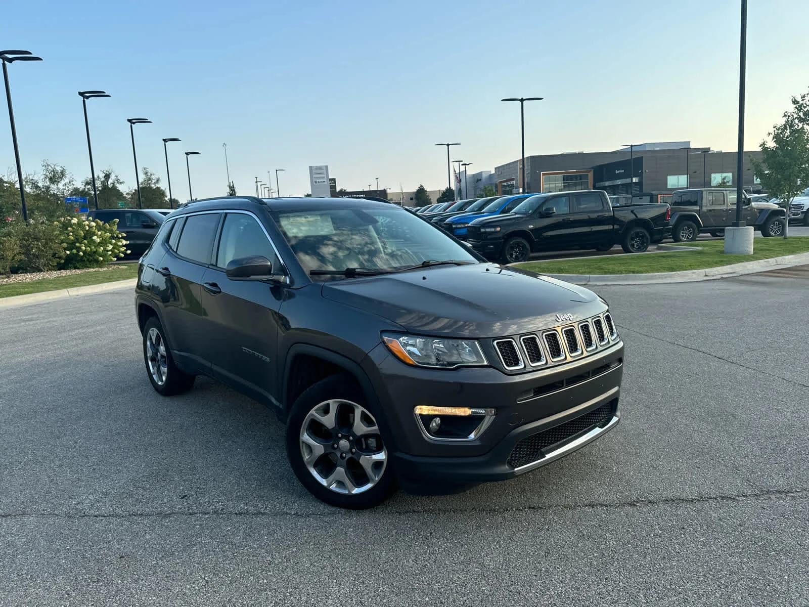 Used 2020 Granite Crystal Metallic Clearcoat Jeep Limited image 3