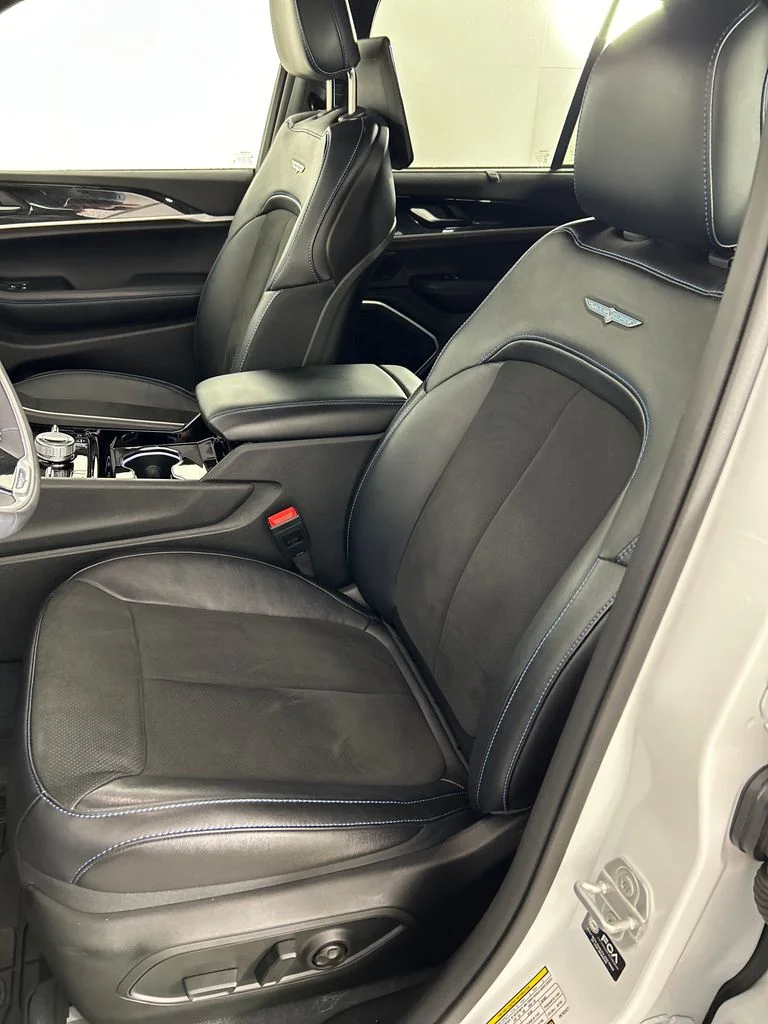 Used 2023 White Jeep Trailhawk 4xe image 13