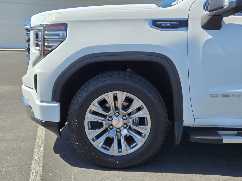 Used 2024 Summit White GMC Denali image 9