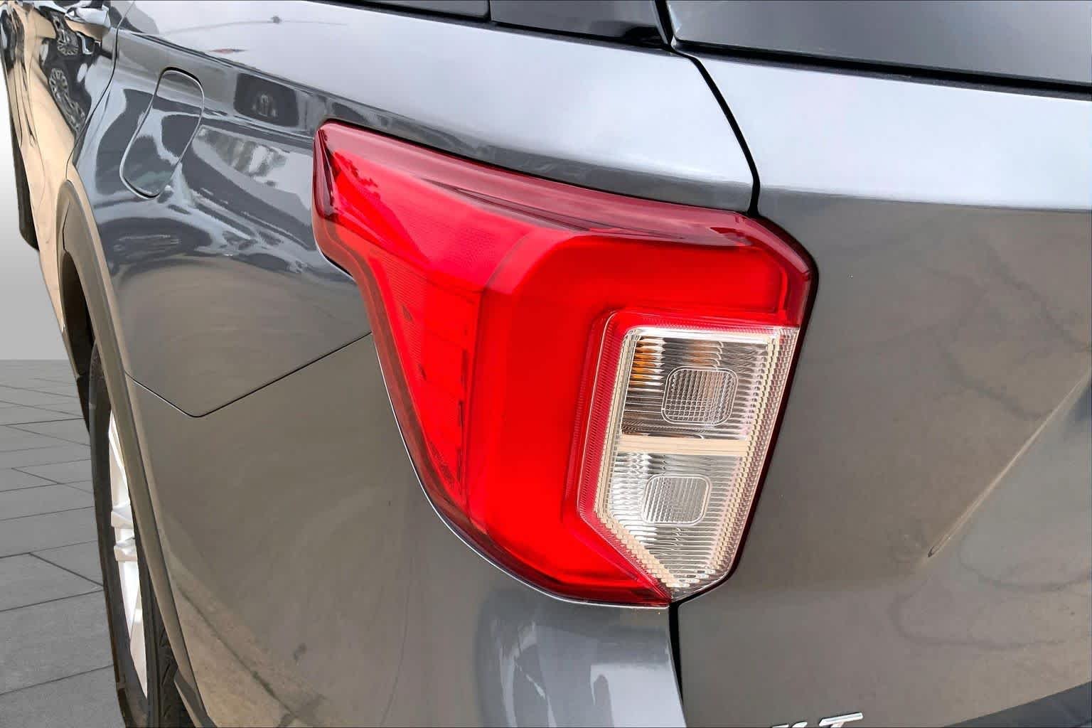 Used 2021 Carbonized Gray Metallic Ford XLT image 27