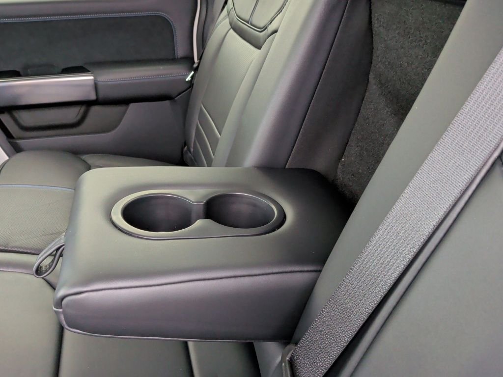 New 2026 Star White Metallic Tri-Coat Ford F-250® Platinum® image 40