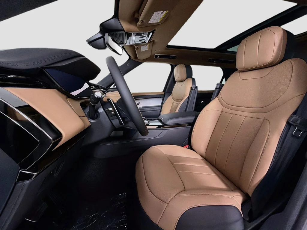 New 2026 Fuji White Land Rover Dynamic SE image 22
