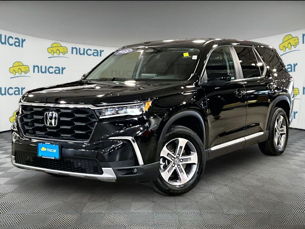 Used 2025 Black Honda EX-L image 3