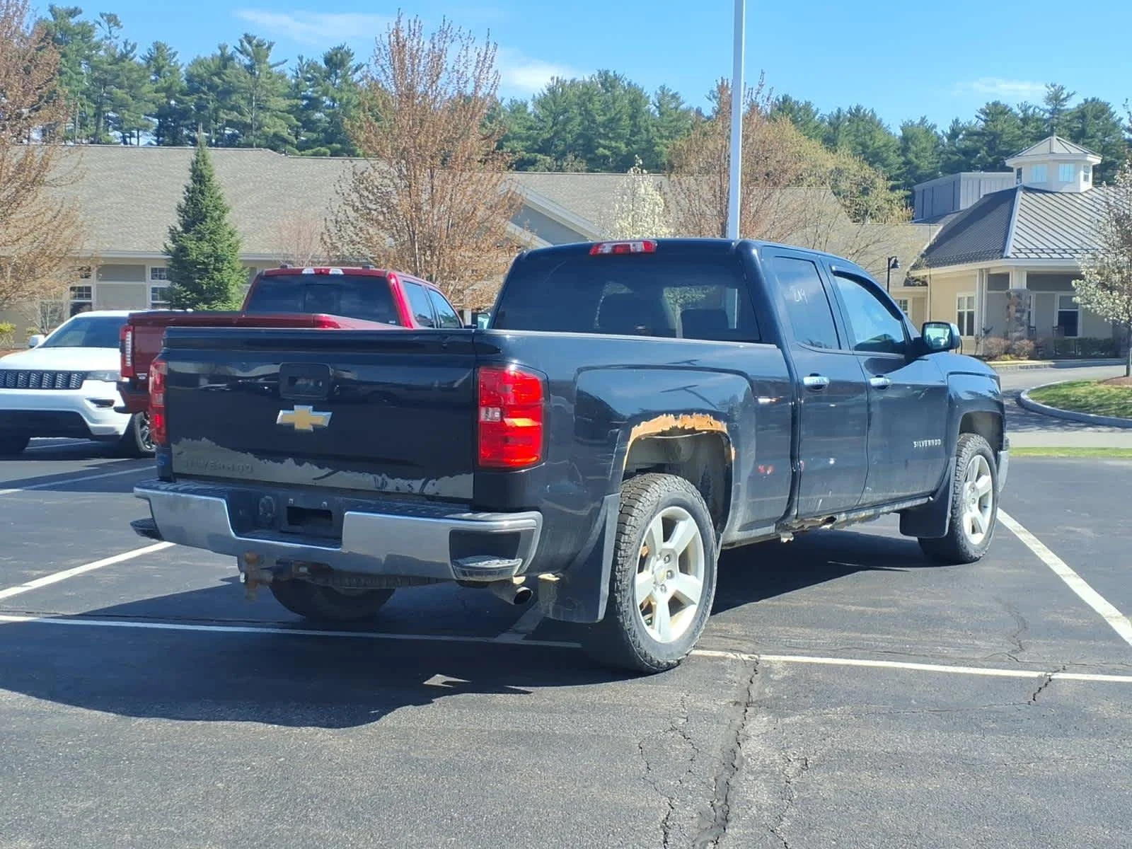 Used 2015 Black Chevrolet LS image 5