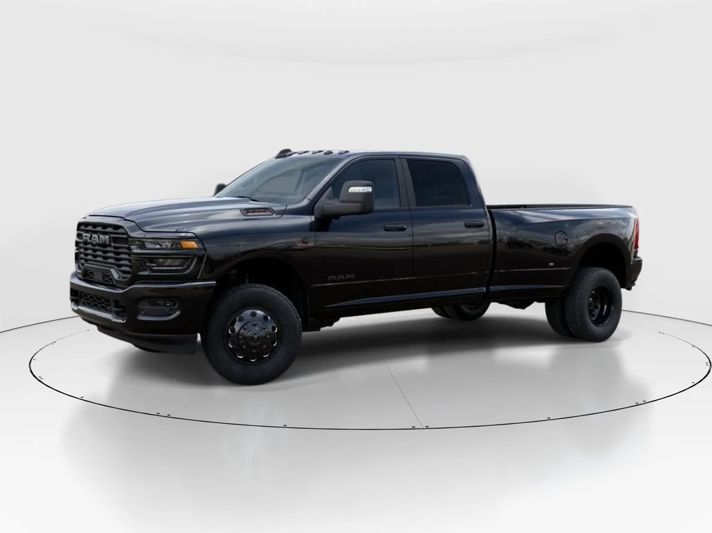 New 2026 Diamond Black Crystal Pearl-Coat Exterior Paint RAM Big Horn image 2