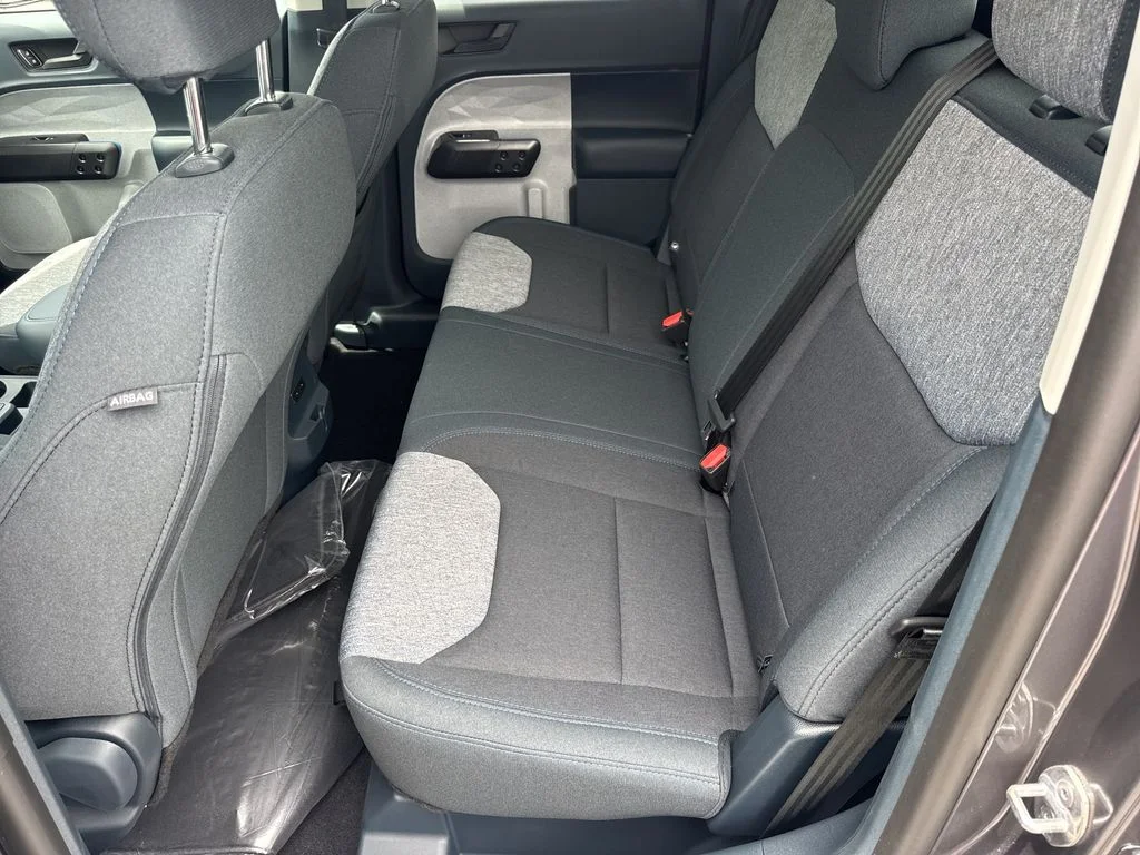 New 2026 Carbonized Gray Metallic Ford XLT image 20