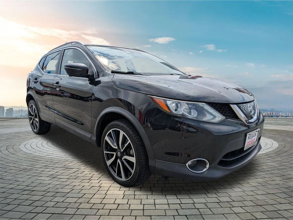 Used 2018 Nissan Rogue Sport SL with VIN JN1BJ1CPXJW101374 for sale in Hampton, VA