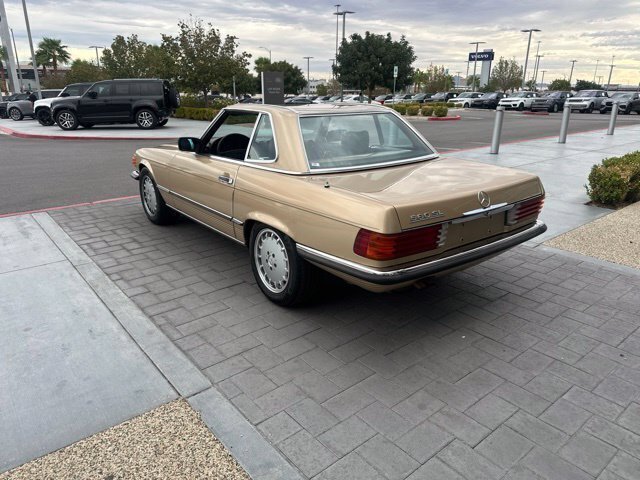 Used 1986 Beige Mercedes-Benz 560 SL image 7