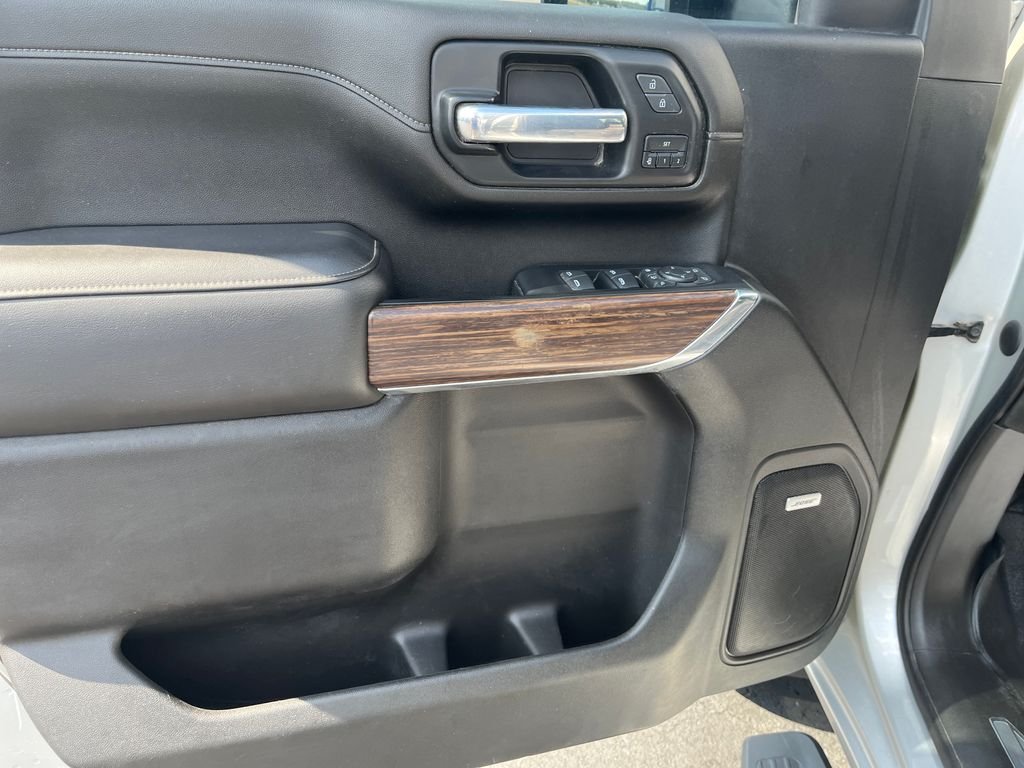 Used 2022 Silver Chevrolet High Country image 12