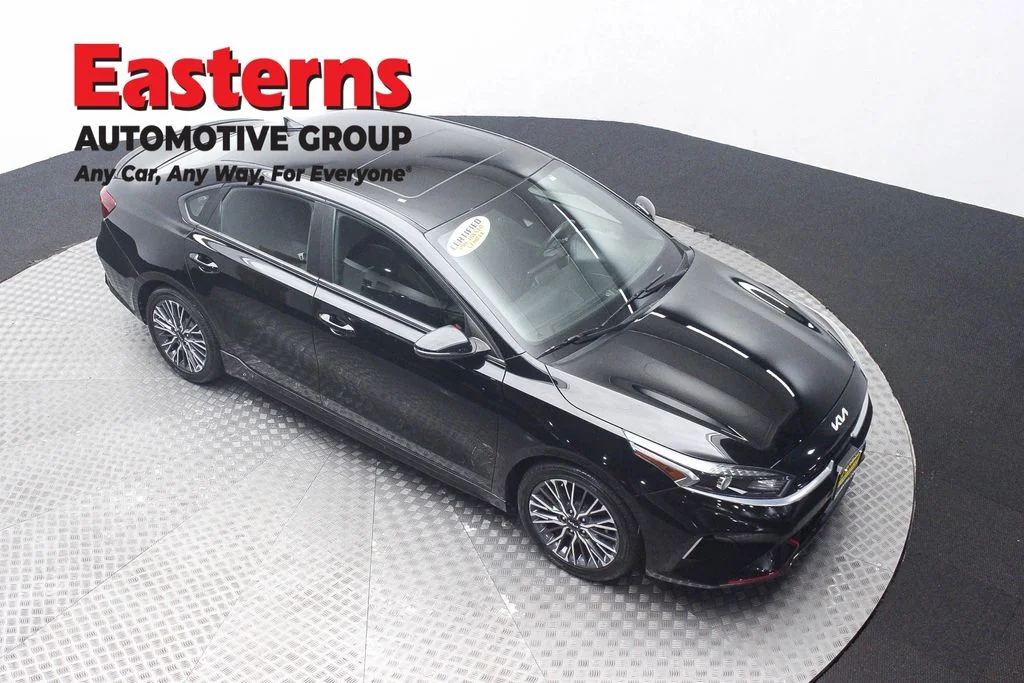 Used 2023 Black Kia GT-Line image 3