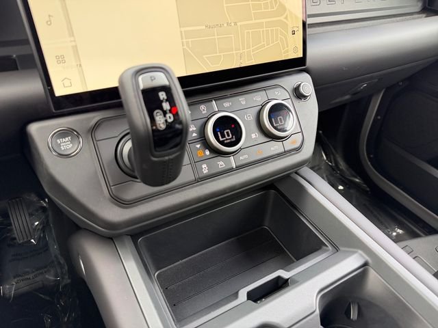 New 2026 Borasco Grey Land Rover X-Dynamic SE image 24