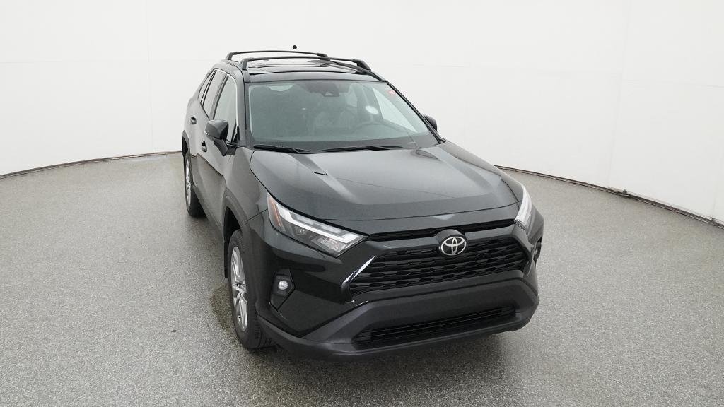 2025 Toyota RAV4 XLE Premium - Photo 15