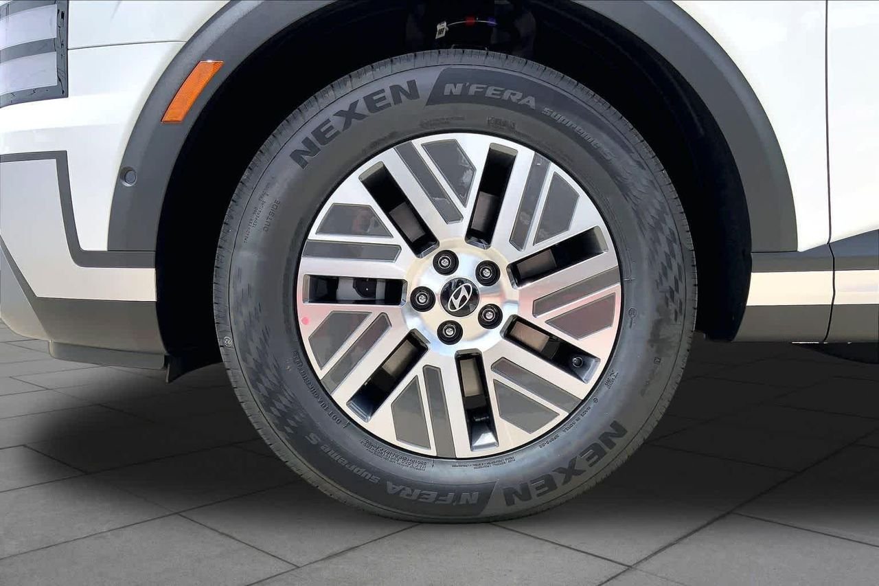 New 2026 Creamy White Pearl Hyundai SEL Premium 7P image 11