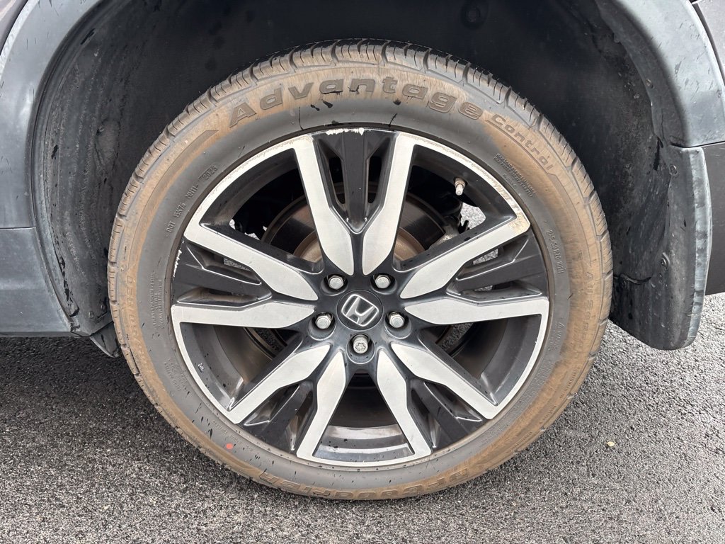 Used 2021 Modern Steel Metallic Honda Touring image 9