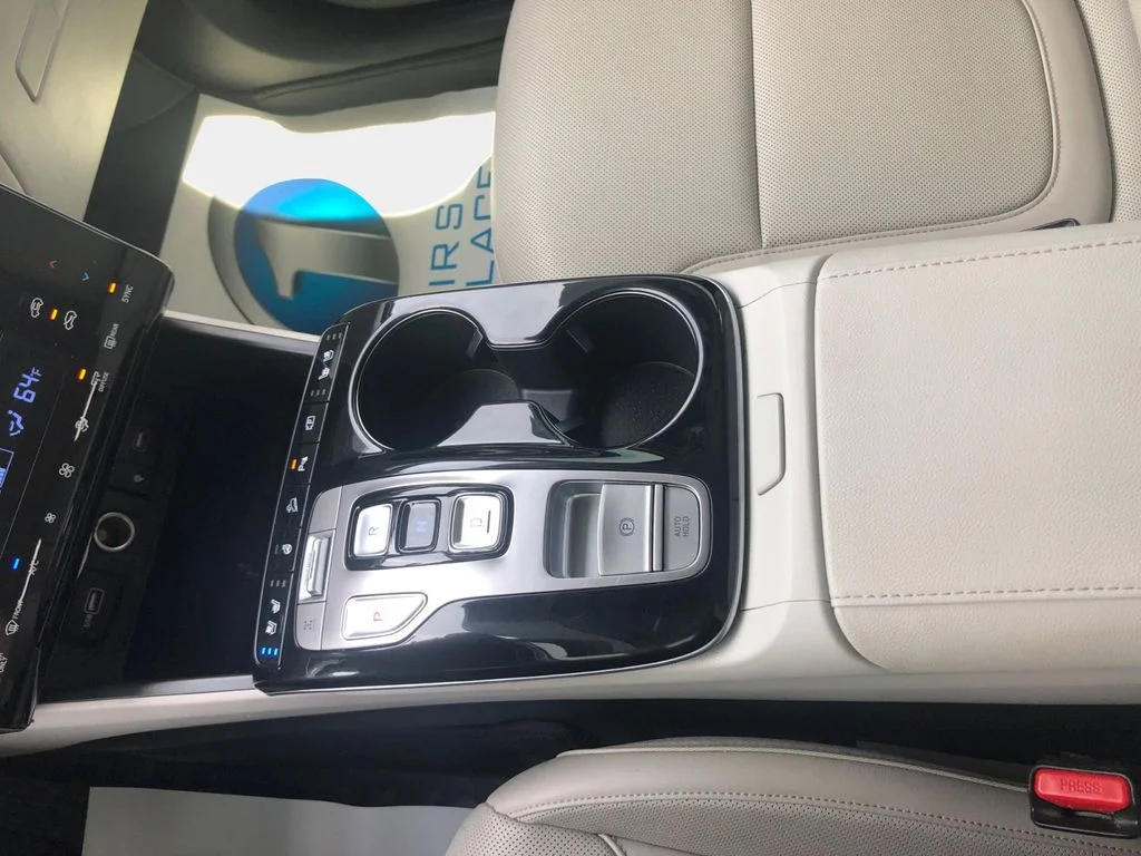 Used 2024 Black Hyundai Limited image 11