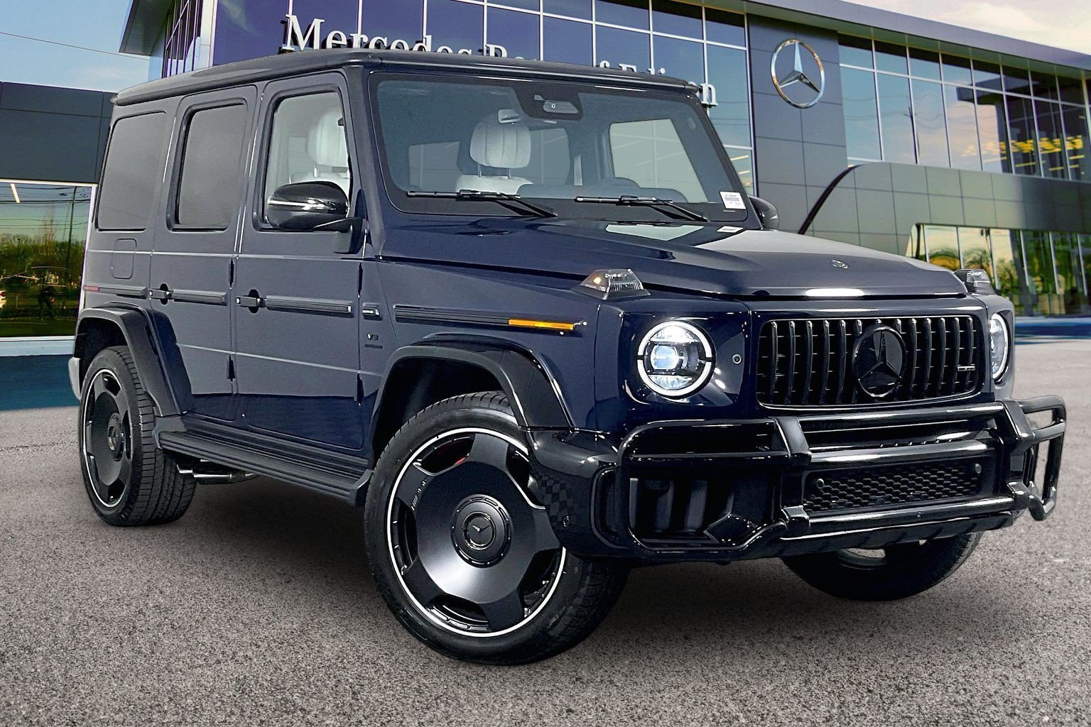 New 2027 MANUFAKTUR Dark Blue Non-Metallic Mercedes-Benz AMG® G 63 SUV image 14