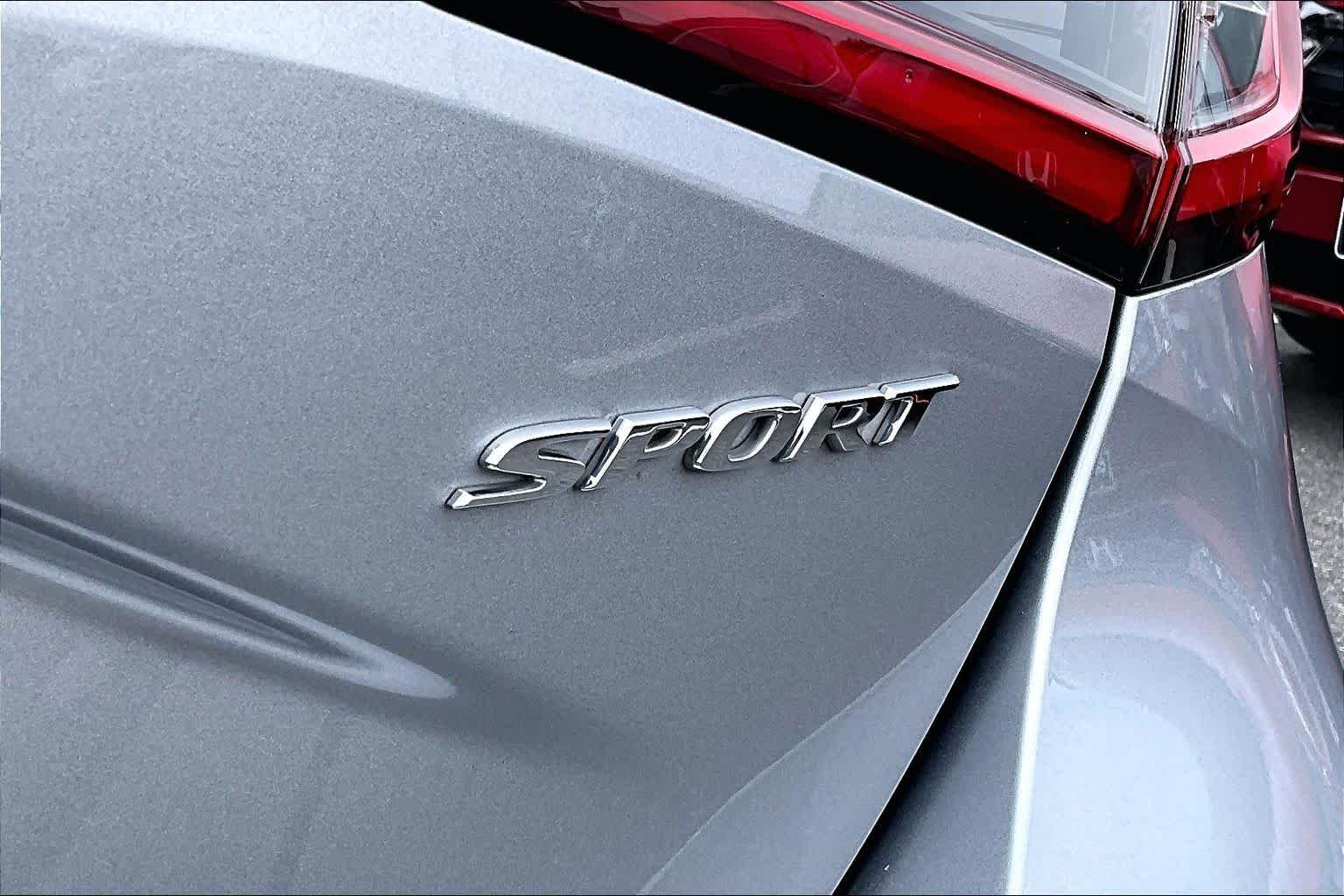 Used 2024 Lunar Silver Metallic Honda Sport image 9