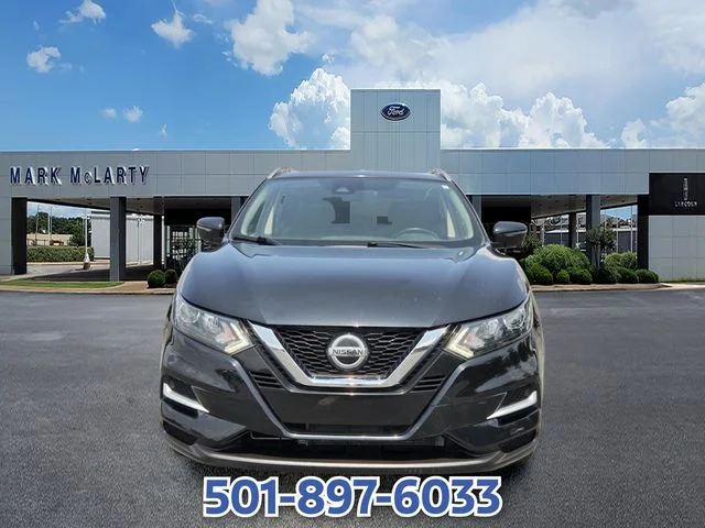 Used 2020 Black Nissan SL image 8