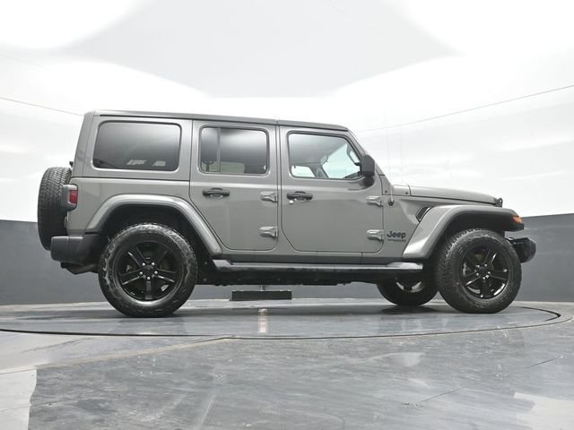 Used 2021 Gray Jeep Unlimited Sahara Altitude image 25