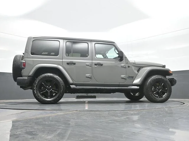 Used 2021 Gray Jeep Unlimited Sahara Altitude image 25