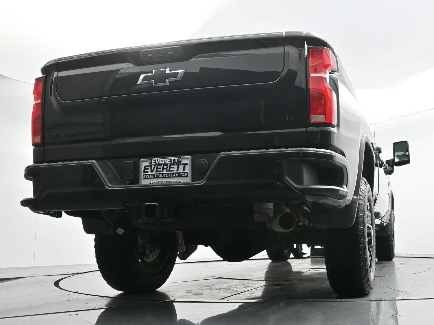 Used 2026 Black Chevrolet LT image 48