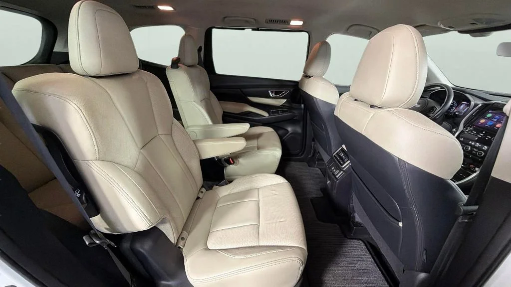 Used 2019 White Subaru Limited image 33