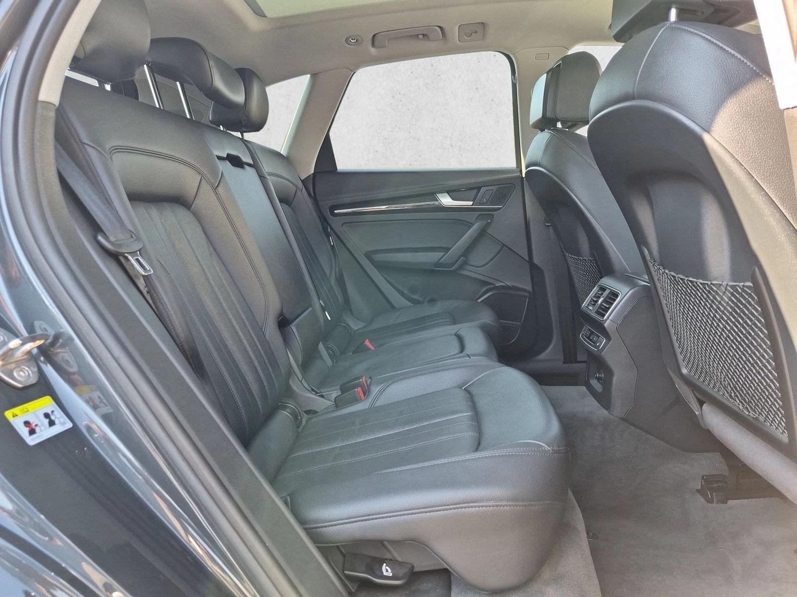 Used 2018 Silver/Gray Audi Premium Plus image 21