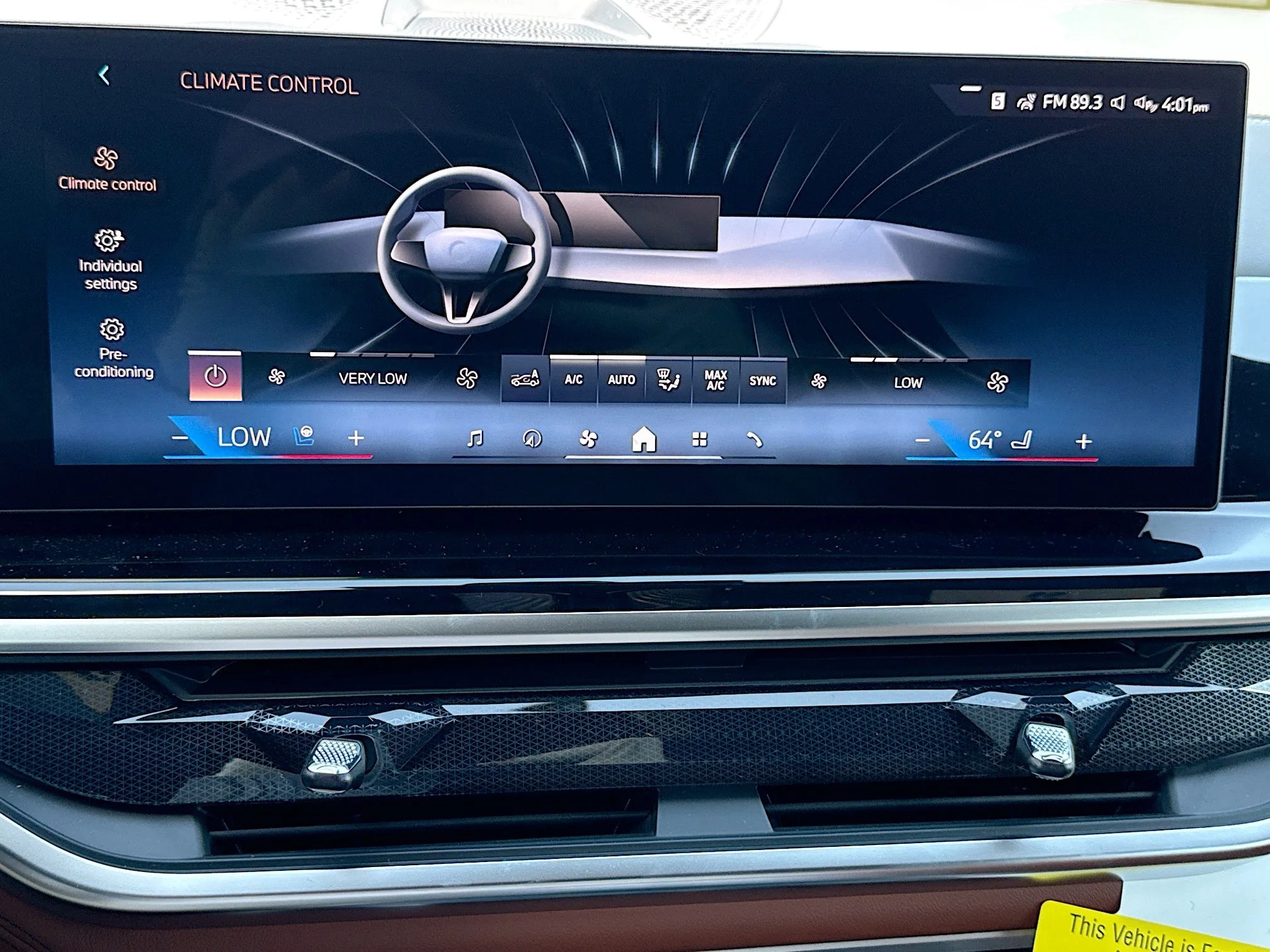 New 2026 Tanzanite Blue II Metallic BMW ALPINA XB7 image 32