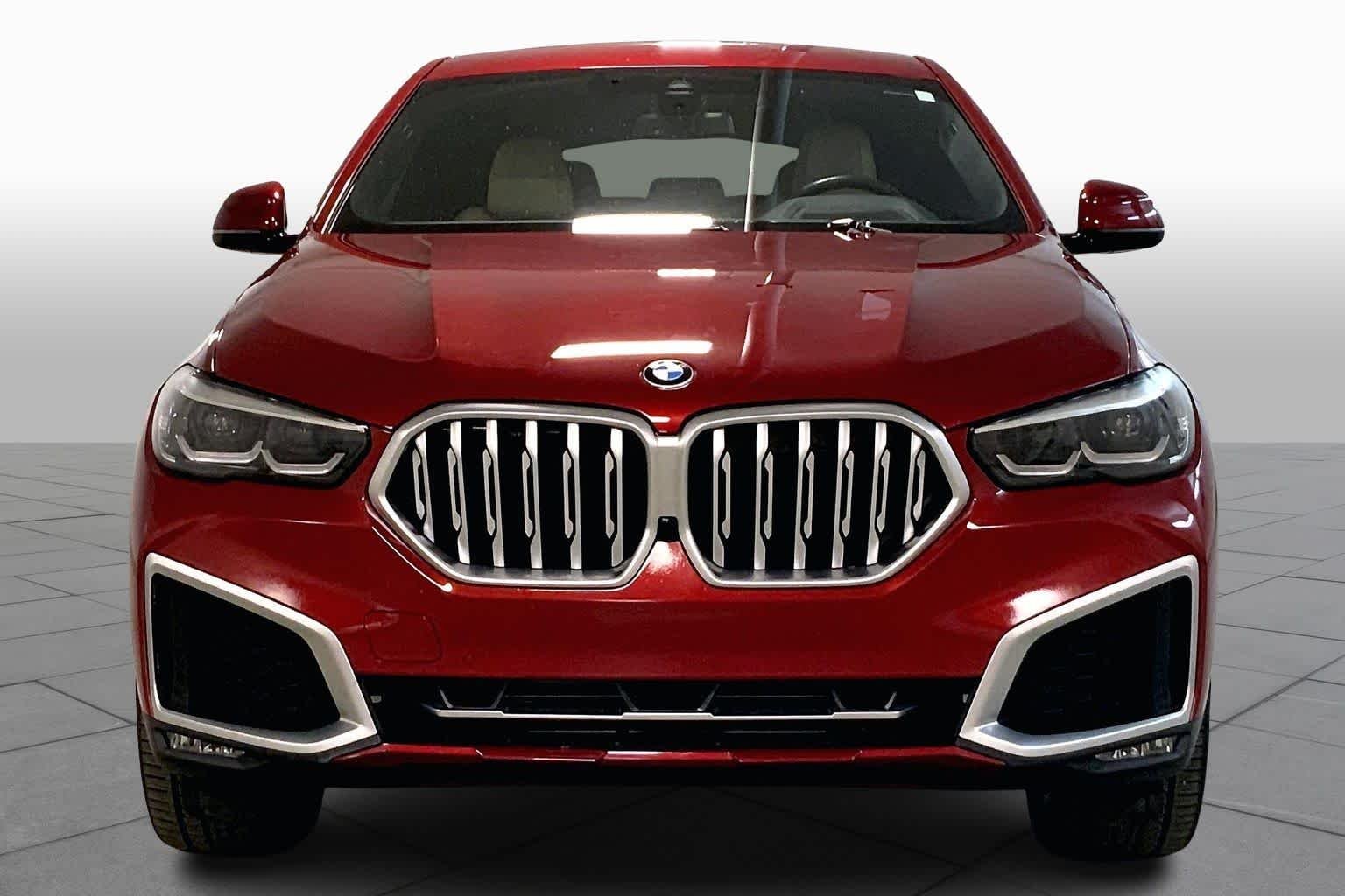 Used 2021 Flamenco Red Metallic BMW xDrive40i image 3