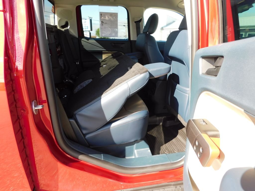 Used 2026 Red Ford Lariat image 28