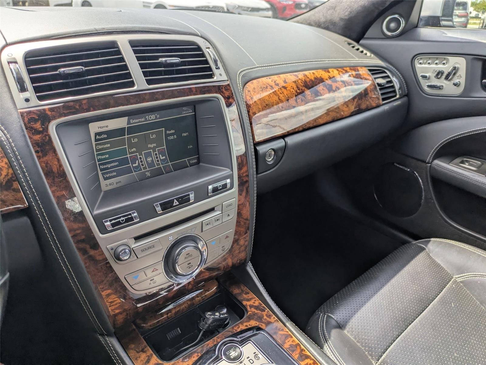 Used 2010 Liquid Silver Jaguar XKR image 37