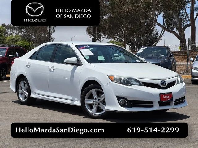 2014 Toyota Camry SE