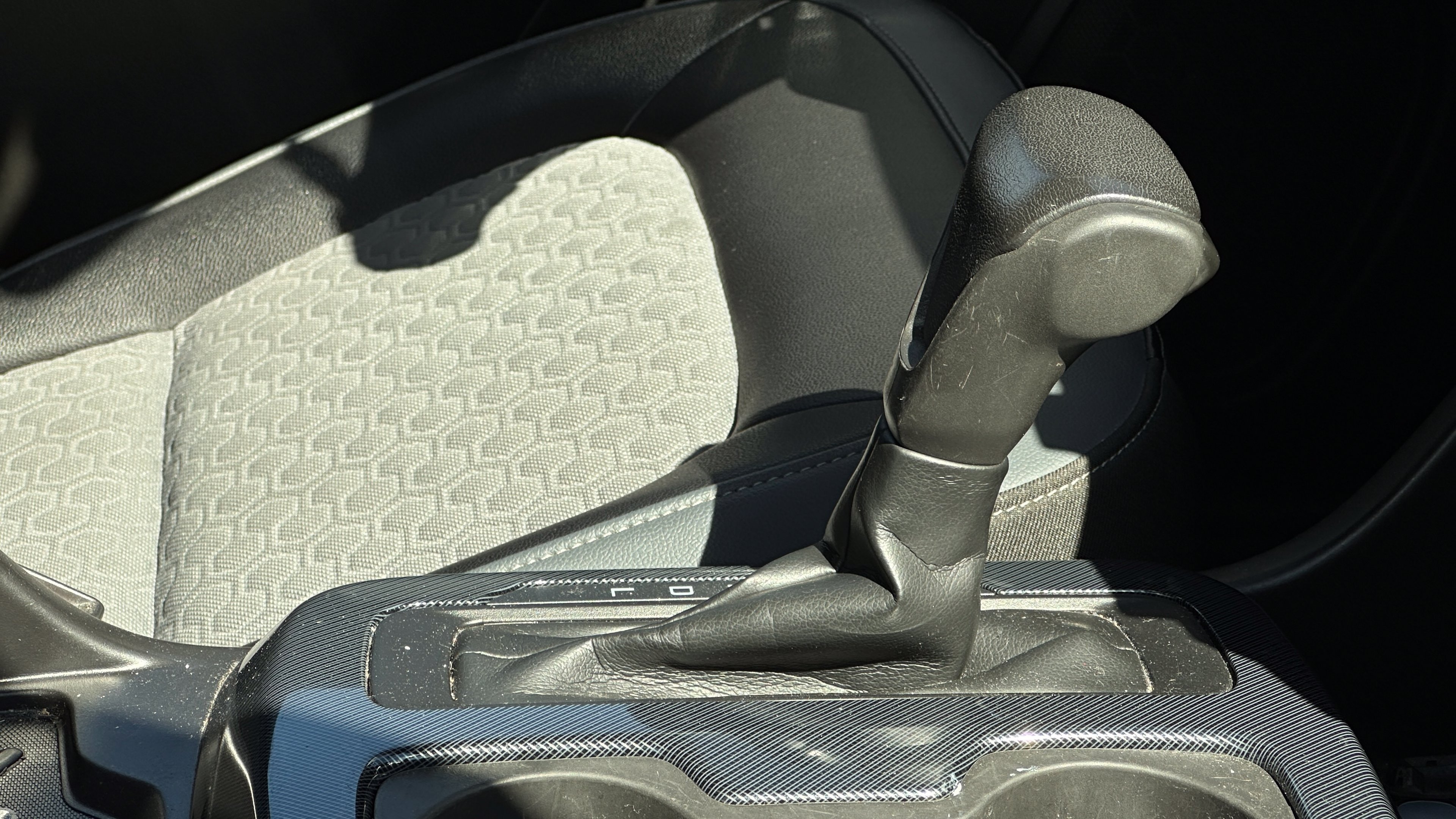 Used 2020 Kinetic Blue Metallic Chevrolet Z71 image 9