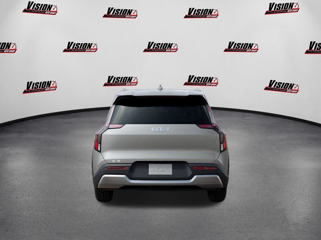 New 2026 Ivory Silver Kia Wind AWD image 5