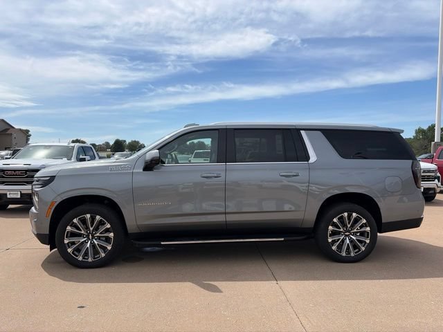 2026 Chevrolet Suburban High Country - Photo 6