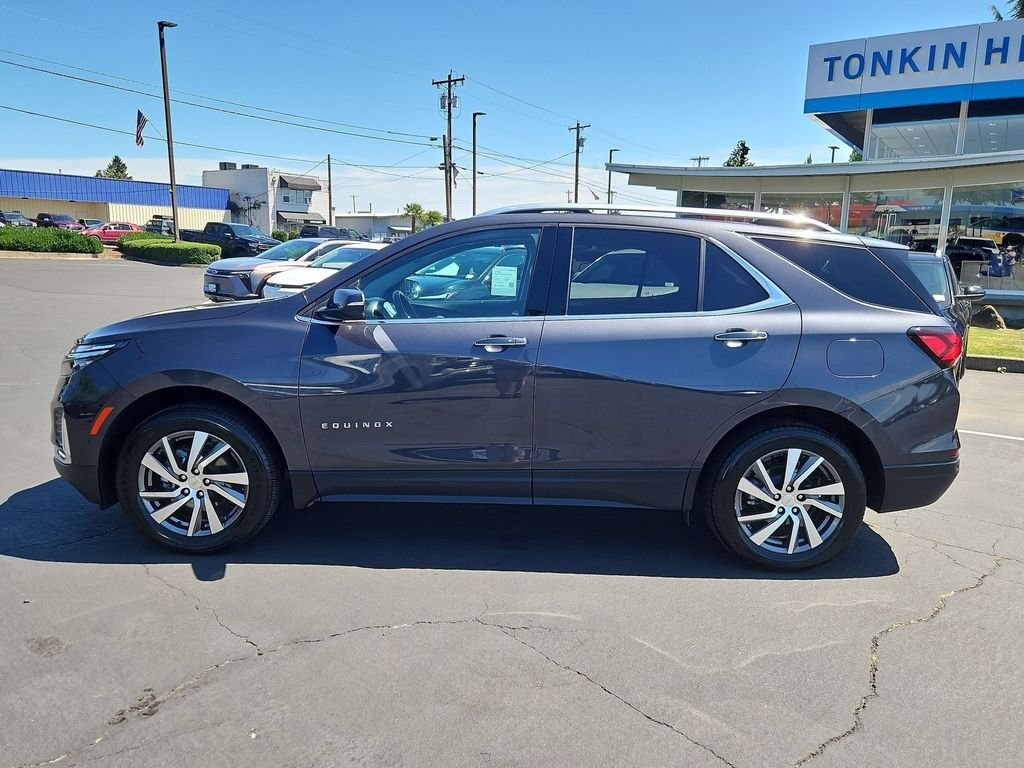 Used 2022 Iron Gray Metallic Chevrolet Premier image 3