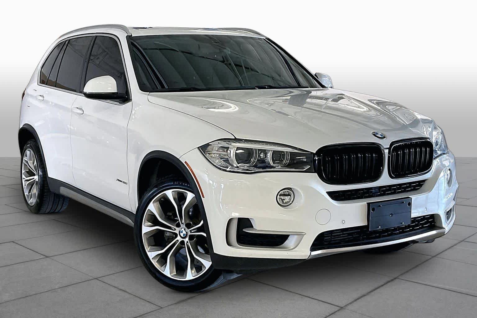 Used 2018 Alpine White BMW xDrive35i image 2