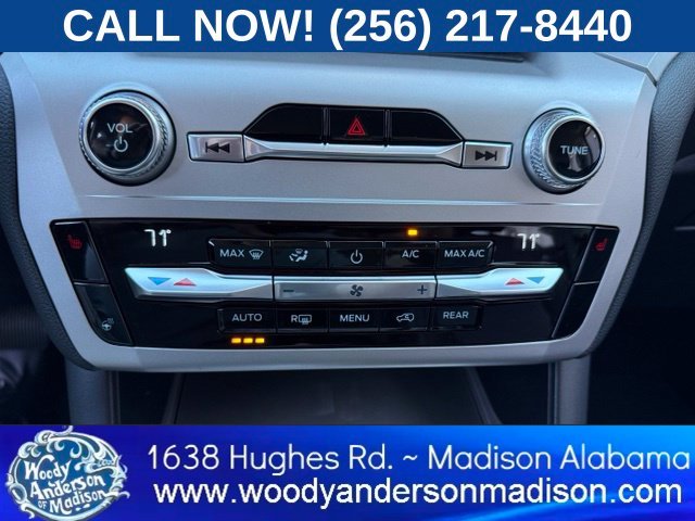 Used 2021 Infinite Blue Metallic Tinted Clearcoat Ford XLT image 11