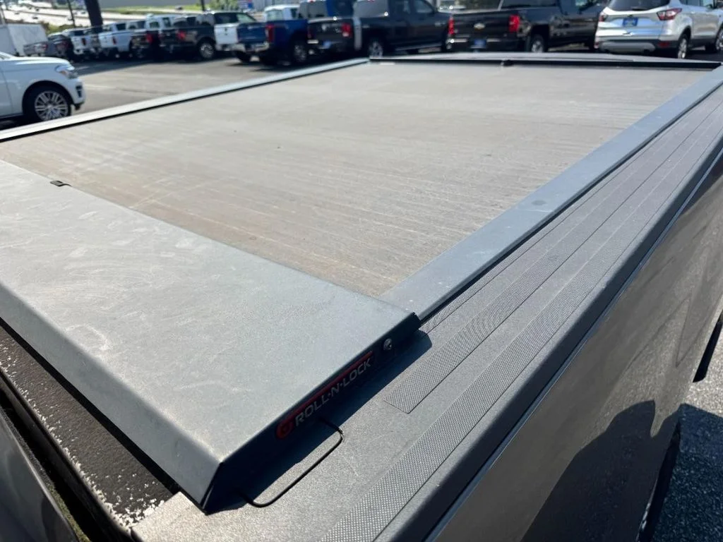 Used 2018 Stone Gray Metallic Ford XLT image 8