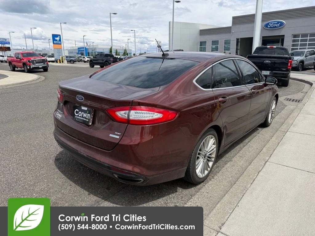 Used 2015 Bronze Fire Metallic Tinted Clearcoat Ford SE image 12