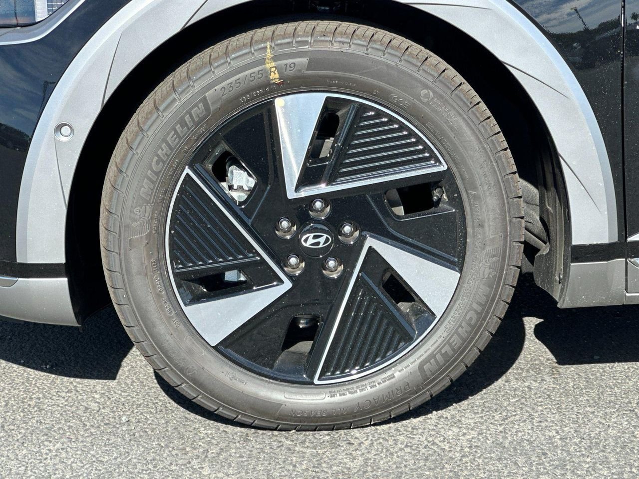 New 2026 Black Hyundai Limited image 23