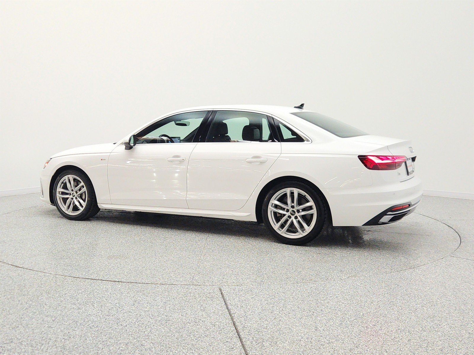 Used 2023 Ibis White Audi S line Premium Plus 45 TFSI quattro image 8