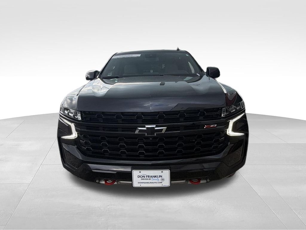 Used 2024 Gray Chevrolet Z71 image 27