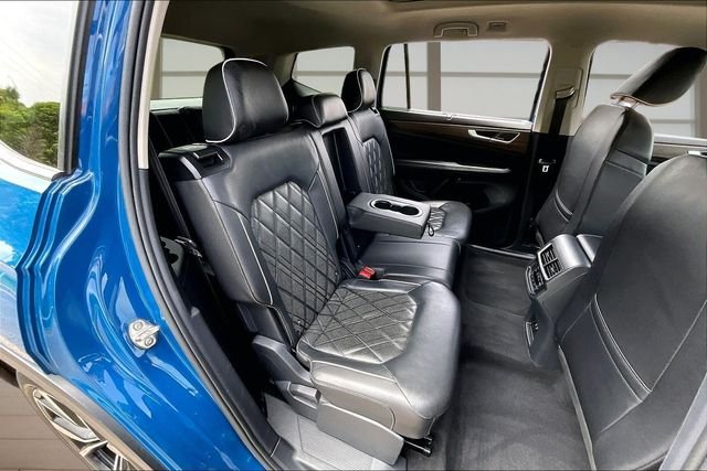 Used 2025 Blue Volkswagen 2.0T SEL Premium R-Line image 27