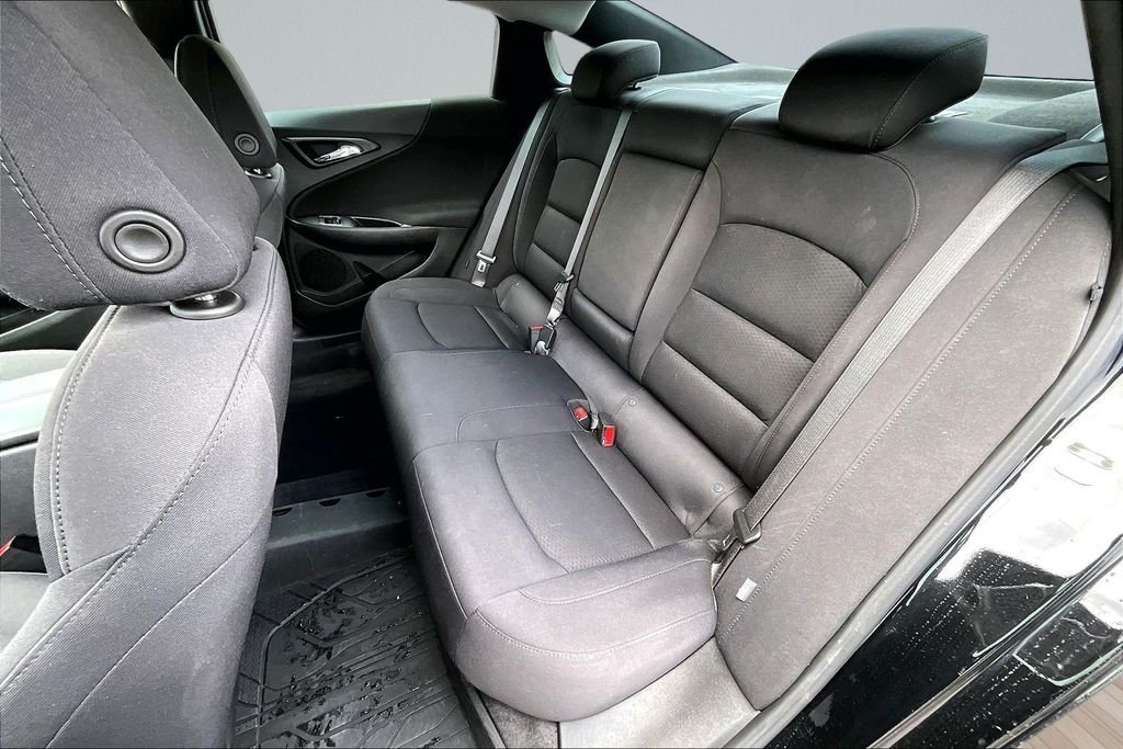 Used 2022 Black Chevrolet LT image 24