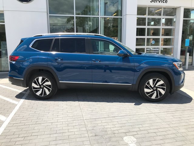New 2026 Mountain Lake Blue Metallic Volkswagen 2.0T SEL image 9