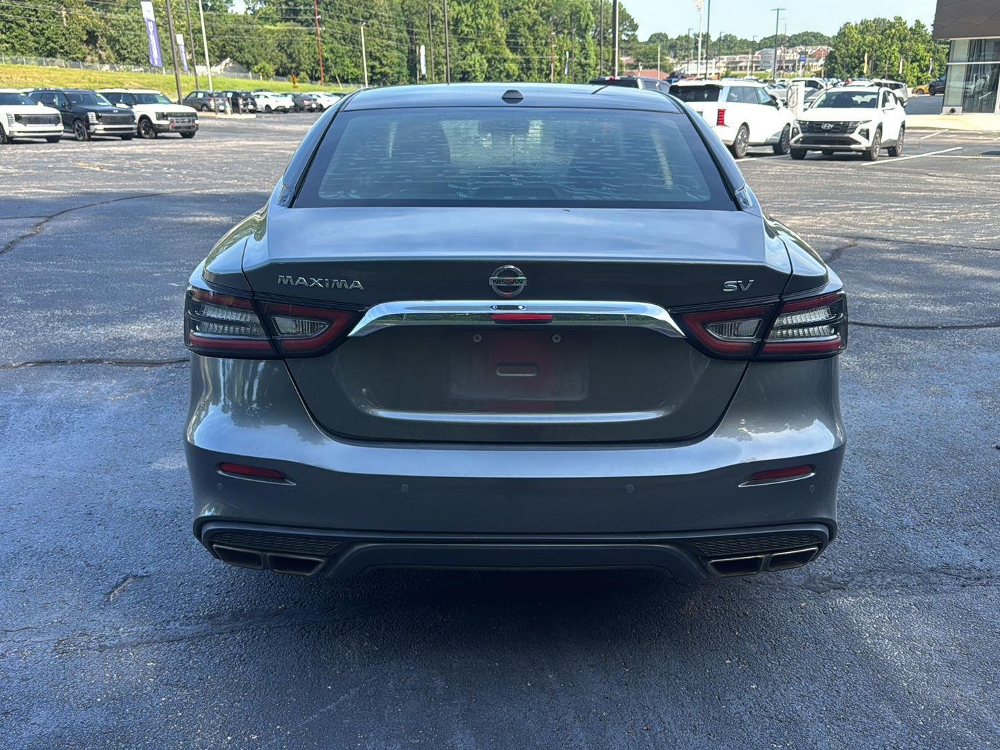 Used 2021 Gun Metallic Nissan SV image 4