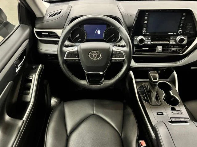 Used 2021 CELESTIAL SILVER Toyota  image 13